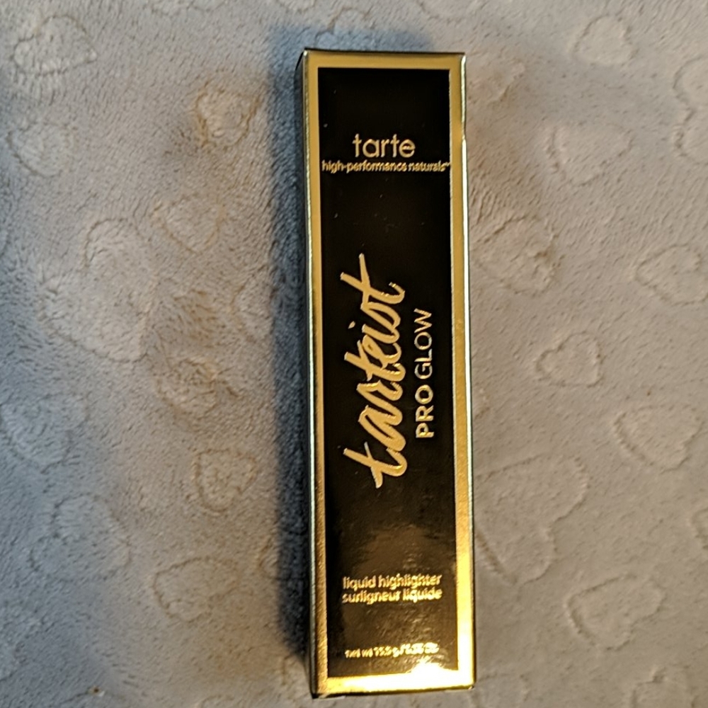 Tarte Tarteist ProGlow liquid highlighter